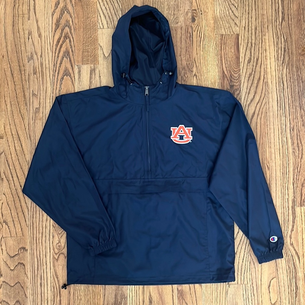 University of Auburn Windbreaker Rain Jacket. Navy. Size medium M. NWOT